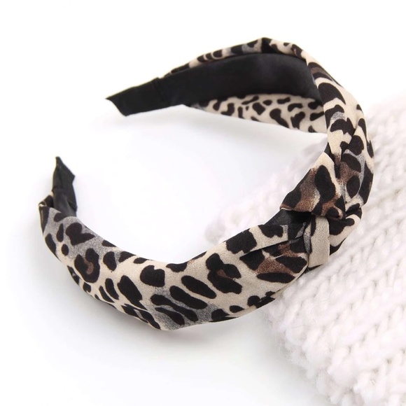 Leopard Print Knot Headband - Picture 4 of 4